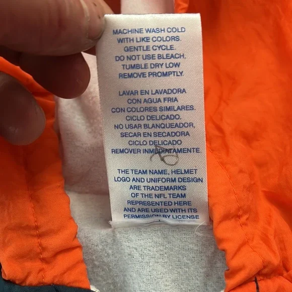 VINTAGE CHICAGO BEARS TODDLER WINDBREAKER - Picture 3 of 5